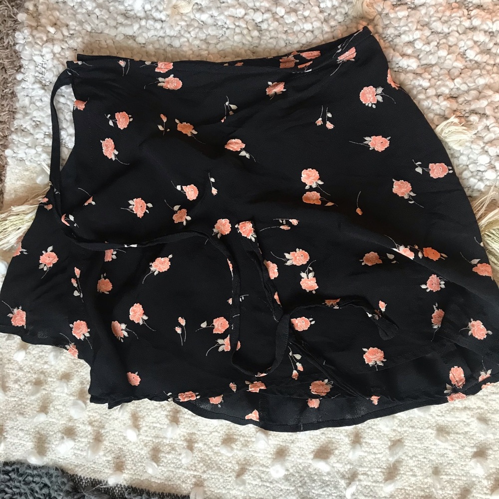Brandy Melville Skirt